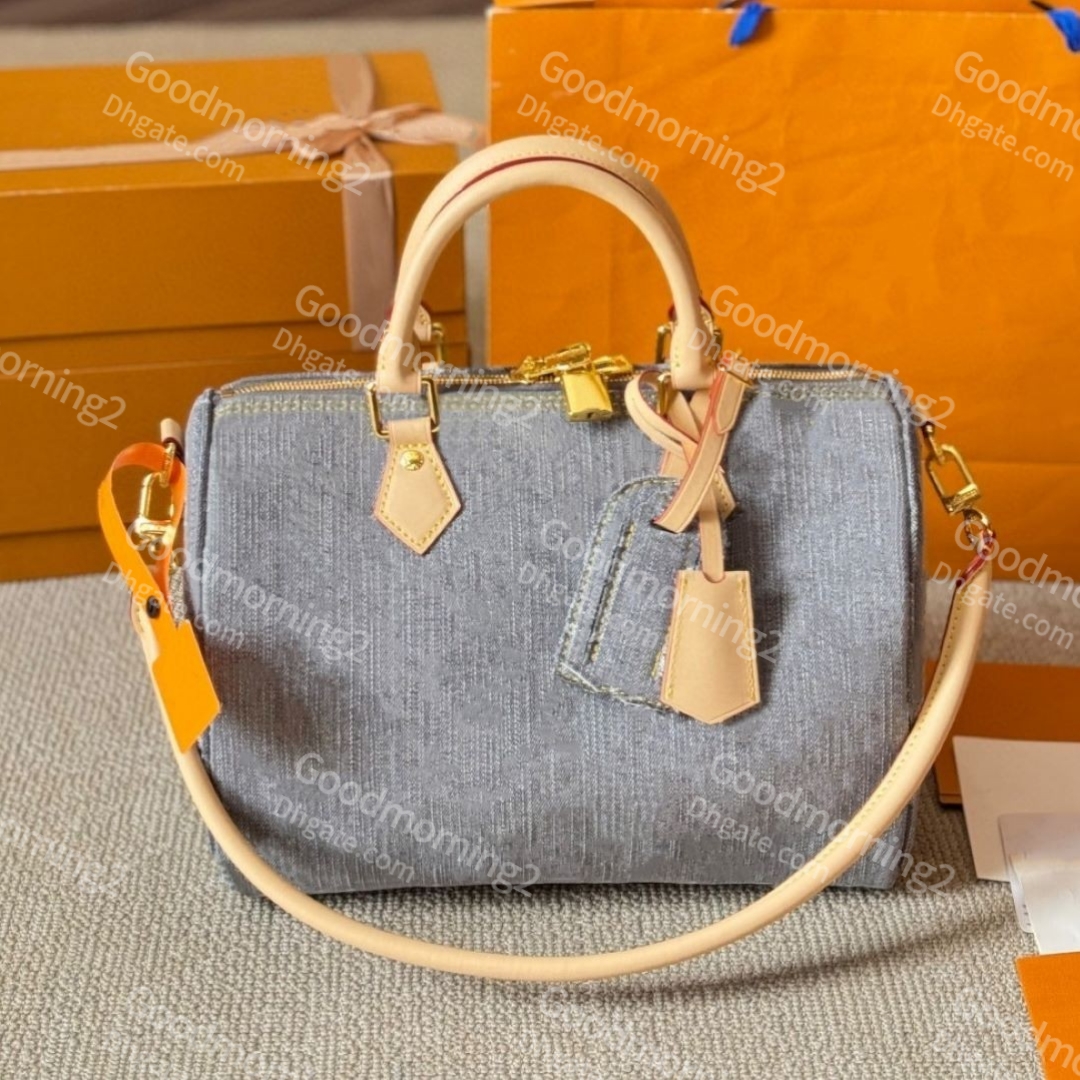 2025 Soft Denim Handbag 30cm Boston Bag Luxury Brand Cowboy Pillow Tote Travel Luggage Boarding Bags Spring Outing Storage Pouch Inner and Outer Letter Design