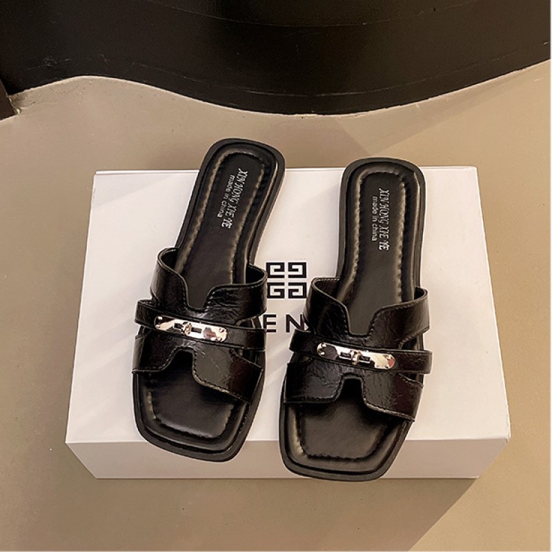 free Shipping Designer Slippers Round headed sandals One word slippers Flat bottomed slippers Female outdoor beach vacation