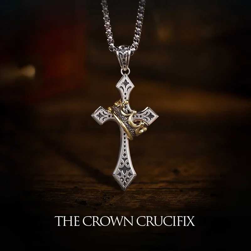 Fashion Punk Crown Cross Necklace for Men Retro Hip Hop Copper Couple Pendant Sweater Chain Jewelry Accessories Holiday Gifts Y250329