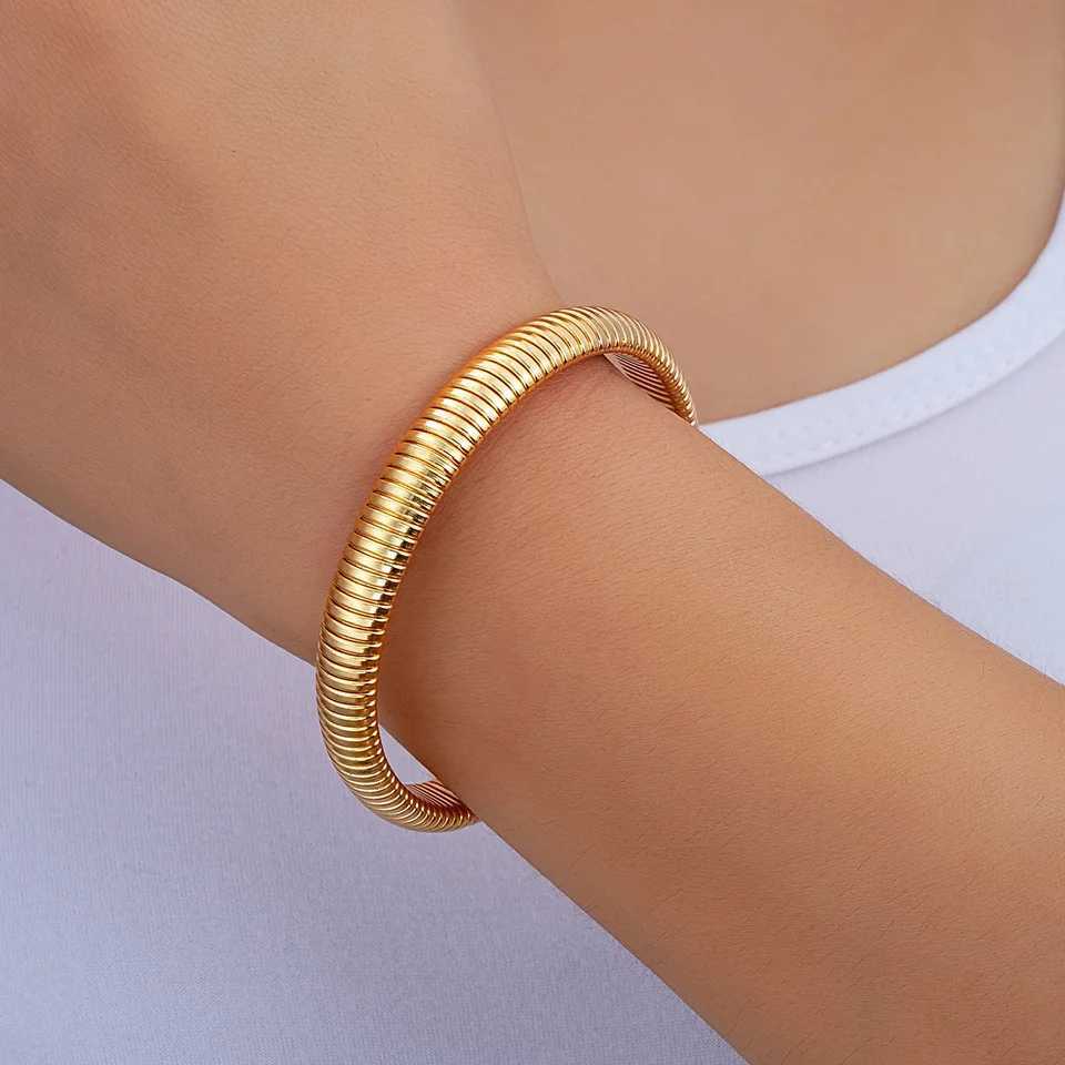 Vintage Gold Color Bangles for Women Chunky Stretch Thick Metal Wide Wristband Bracelets Set Fashion Unisex Jewelry Gifts 2025 Z250329