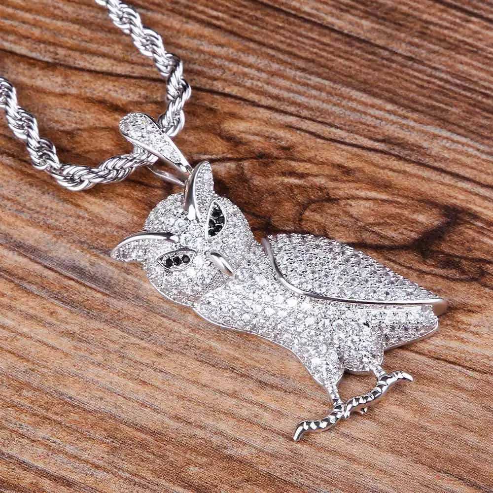 Hip hop Ice Out Owl Necklace Shining Bing Cube Zirconia Animal Bird Pendant Mens Cool Rock Rap Trend Jewelry Y250329