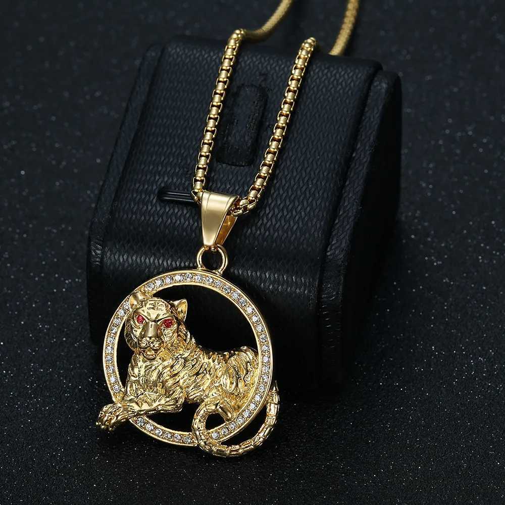 Hot Hip Hop Street Jewelry Stainless Steel Gilded Zircon Red Eyes Twelve Zodiac Tiger Pendant Necklace Mens Gift Accessories Y250329