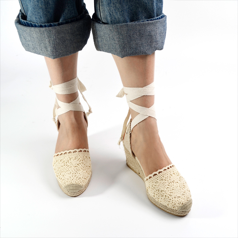 Designer Sandals Spring New Roman Outdoor Fashion Round Head Sandals Sexy Lace Thick Bottom Wedge Women's High Heels Sandals