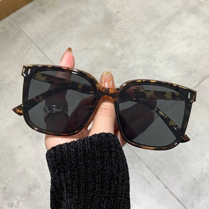 Fashion Square Sunglasses Women Designer Luxury Cat Eye Sun Glasses Female Classic Vintage UV400 Outdoor Oculos De Sol Z250411