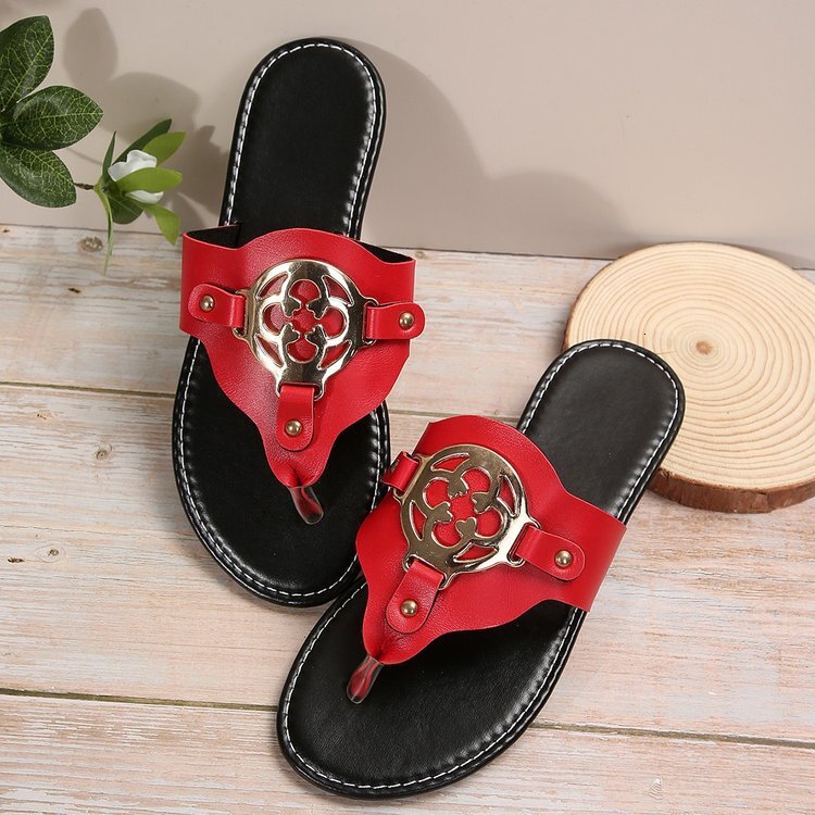 Designer Sandals New Fashion Women's Flip Flops 2025 Women's Sandals Hardware Buckle Summer Outdoor Women's Flat Shoes Beach Sandals