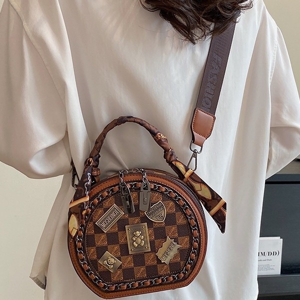 free shipping fashion bags designers for womens 2025 new high-end fashion printed handbag casual versatile single shoulder diagonal cross bag