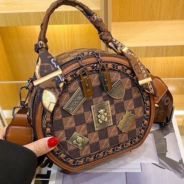 free shipping fashion bags designers for womens 2025 new high-end fashion printed handbag casual versatile single shoulder diagonal cross bag