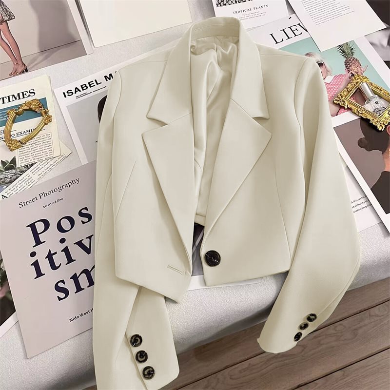 K329Chic Student Fashion: Emerald Green Petite Size Women's Short Suit Jacket for Spring and Fall