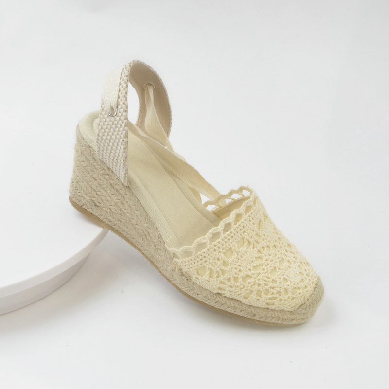 Designer Sandals Spring New Roman Outdoor Fashion Round Head Sandals Sexy Lace Thick Bottom Wedge Women's High Heels Sandals