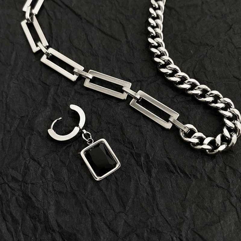 Creative Hip Hop Tide Brand Simple Black Square Earrings Pendant Necklace Mens Dual purpose Design Stainless Steel Stitching Necklace Y250329