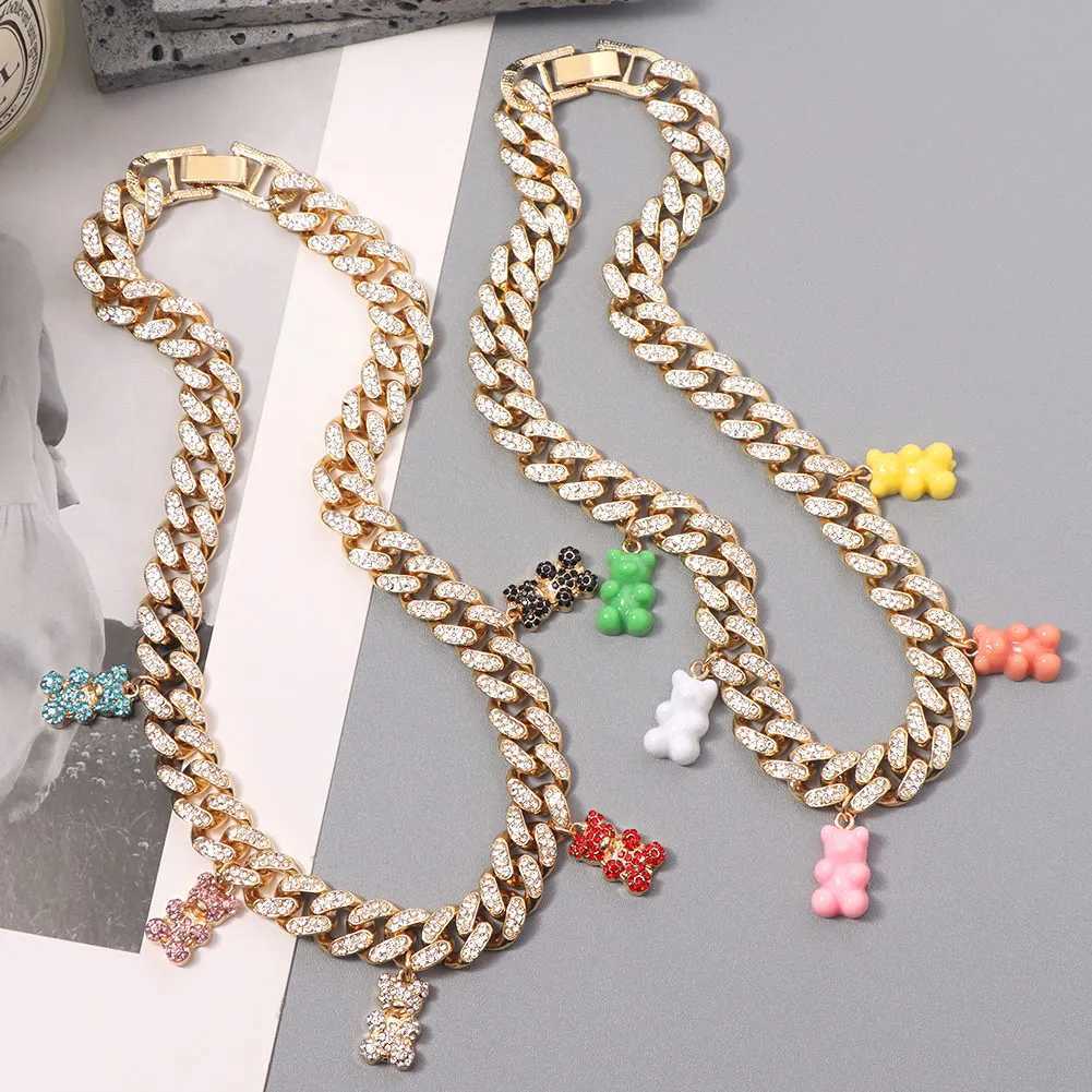 Hip Hop Personality Gold Color Cuban Link Chain Necklace Suitable for Women and Girls Ice Crystal Acrylic Bear Pendant Necklace Jewelry Y250329