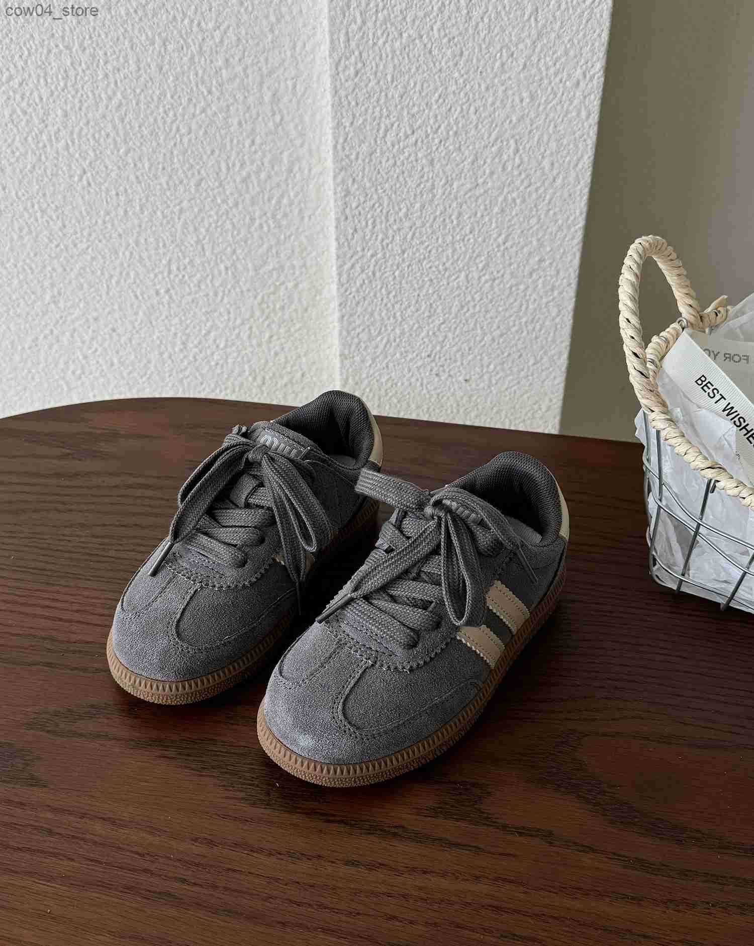 Athletic Outdoor Korean Version Childrens Multi-color Board Girls Frosted Real Leather Training Boys Soft Soled Velcro Casual Shoes Y2503304BBV XJ2603