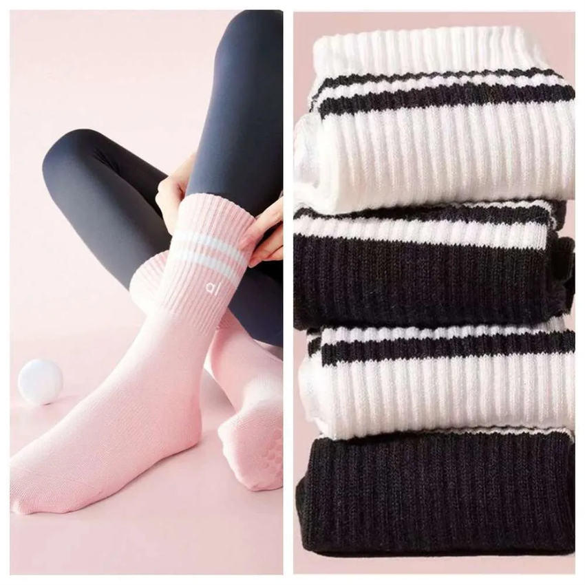Gym Bag Mid-Tube Style Exercise Footwear Ladies Slip-Resistant Women's Sport Socks Suitable rucksack For Pilates And Studio Activities Elite Backpack