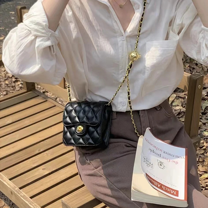 Womens Chain Messenger Bag Diamond Plaid Wallet Womens Shoulder Ten Font Small Gold Ball lipstick Bag Wallet 250326