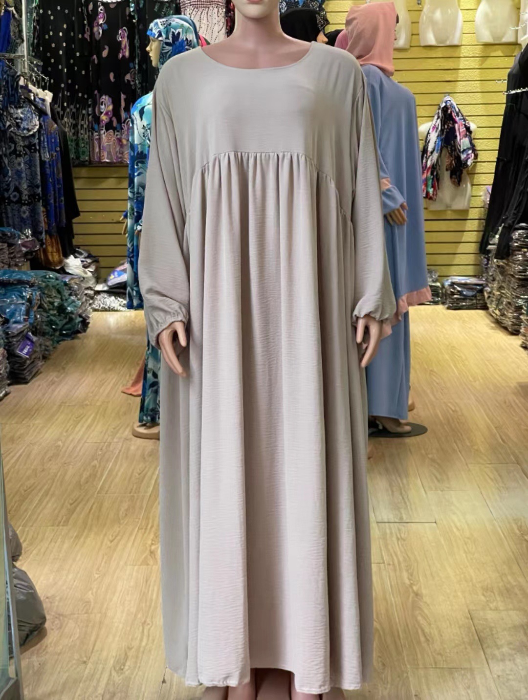 K92165 High Quality High Waist Pleated Dress Arabic Style Robe Ice Silk Women's Robe