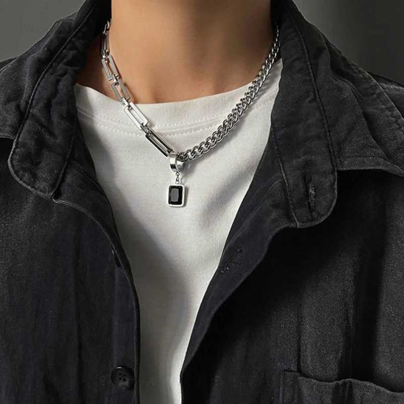 Creative Hip Hop Tide Brand Simple Black Square Earrings Pendant Necklace Mens Dual purpose Design Stainless Steel Stitching Necklace Y250329
