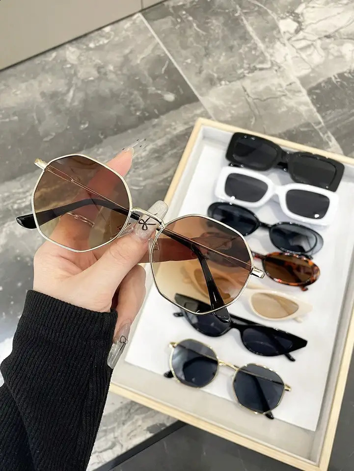8 fashionable cat eye frame womens sunglasses suitable for daily life mens sun umbrellas outdoor leisure activities Western party accessories. 250328