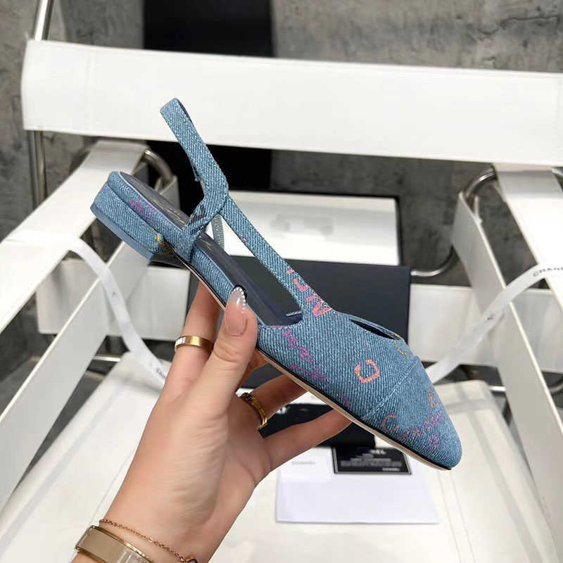 Slingback Thick Denim New Sandals Leather Sole Chunky Block Heels Flats Round Toe Womens Designers Wedding Dress Evening Shoes Factory Foo