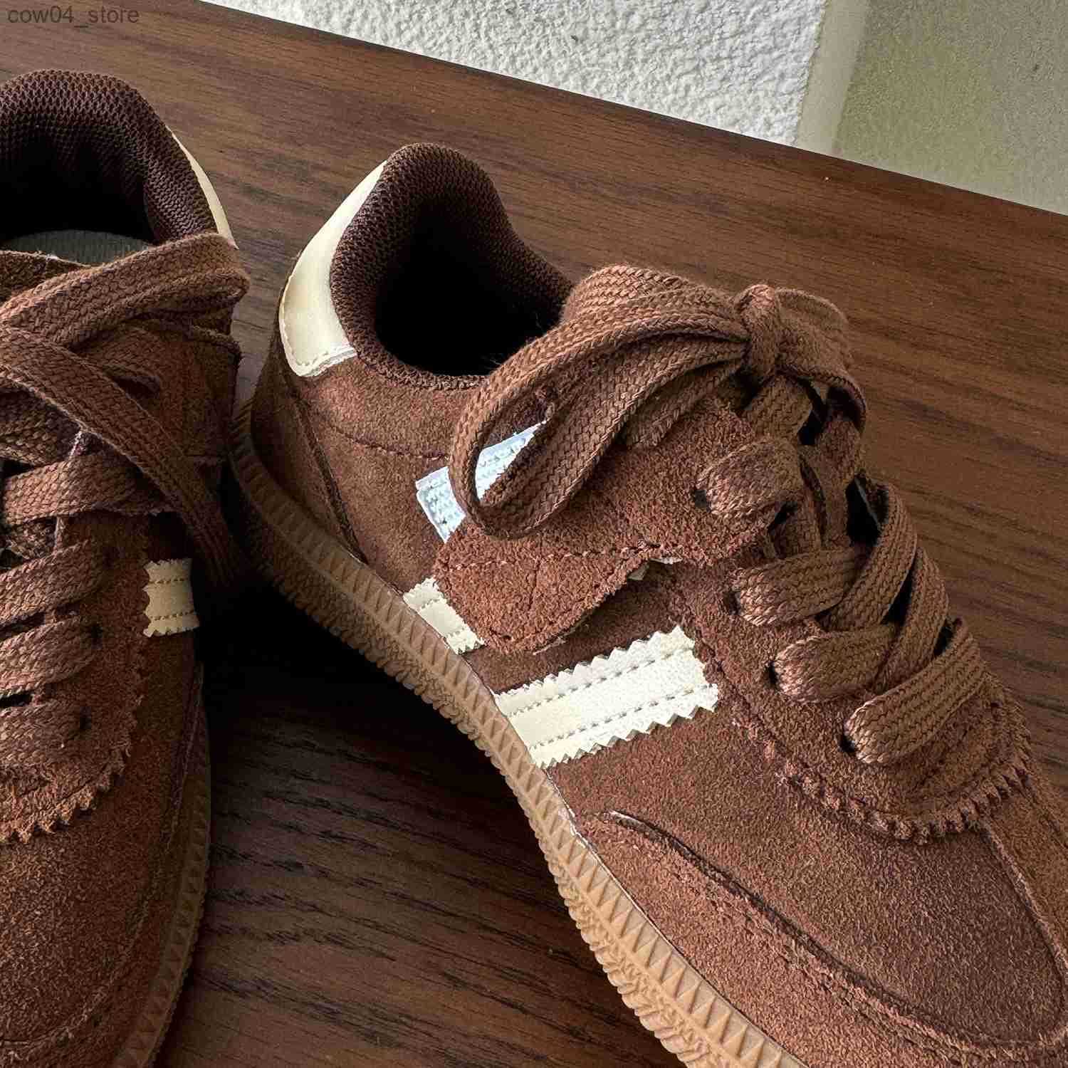 Athletic Outdoor Korean Version Childrens Multi-color Board Girls Frosted Real Leather Training Boys Soft Soled Velcro Casual Shoes Y2503304BBV XJ2603