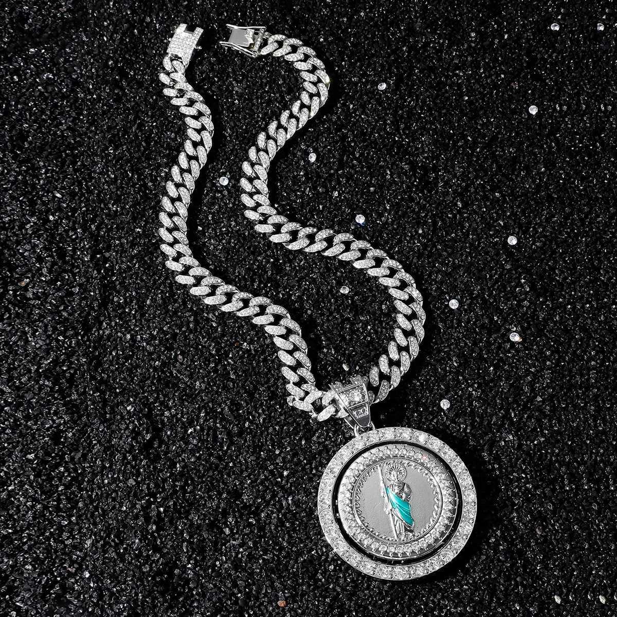 Mens necklace with new personality hip-hop style religious rotation St. Jude statue pendant stainless steel jewelry pendant Y250329