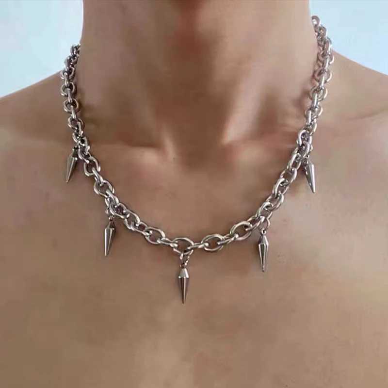 Punk aesthetic titanium stainless steel stud necklace mens necklace cool accessories hip-hop womens necklace Egirl pendant necklace Y250329