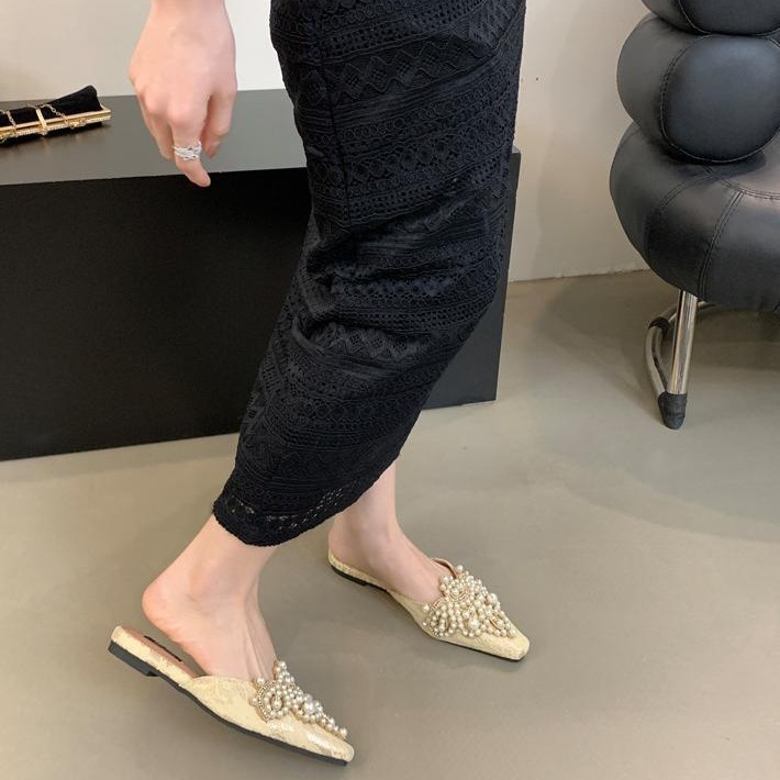 Designer Sandals New Light Luxury Pointed Diamond Pearl Shoes Women's Flat Shoes Baotou Half Slippers Women's Sexy Style Sandals