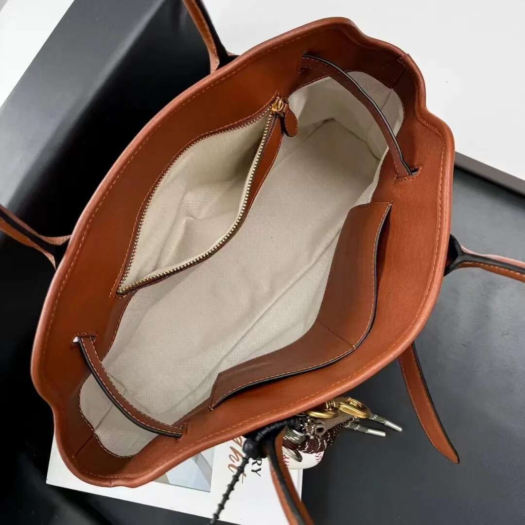 luxury bag First Layer Genuine Leather Women Casual Totes Cowhide Versatile Large Handbag High Quality Retro Shoulder Bags Coffee