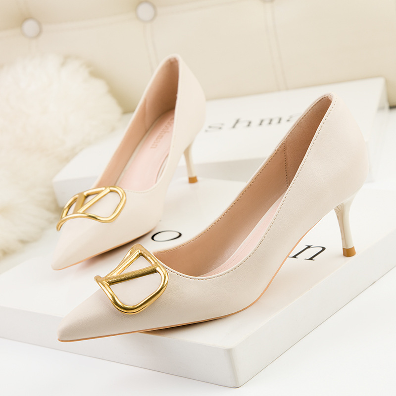 2025 European and American style fashionable professional women's shoes thin heels high heels shallow mouth pointed toes slimming metal square bu