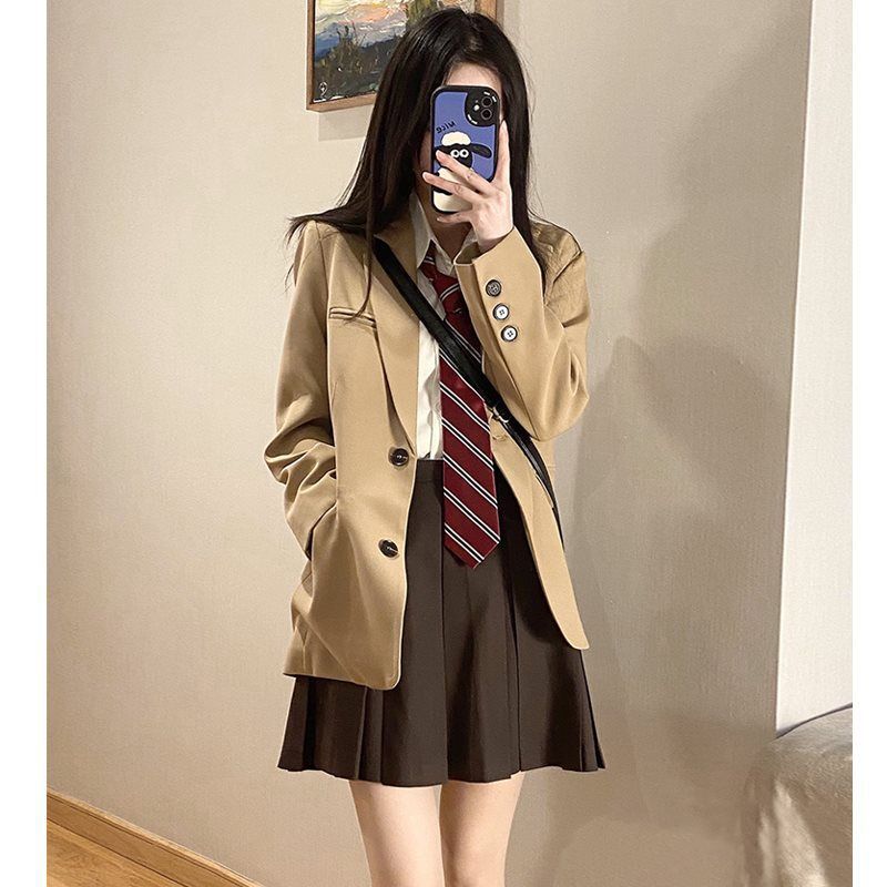 P329Stylish Ladies' Mini Blazer Jacket | Chic and Sophisticated School Wear Ideal for Cool Seasons