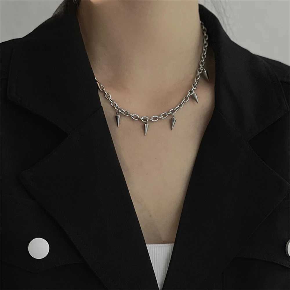 Punk Hip Hop Cone Pendant Necklace Suitable for Women Silver Cross Kravik Chain Party Accessories Y250329