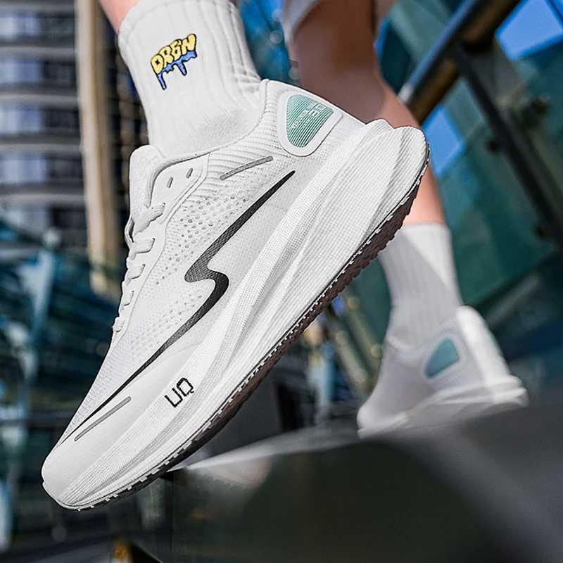 Marathon Carbon Plate Shoes Men Casual Sneakers AirCushion Gym Sport Running Shoes Cfy Hiking Athletic Sneakers Footwear M Z250411