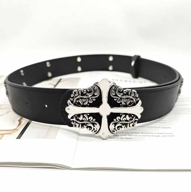 Designer chrome Belt Classic Western Cowboy heartshat belt Women's Belt Belt Vintage button-down embossed-out old belt