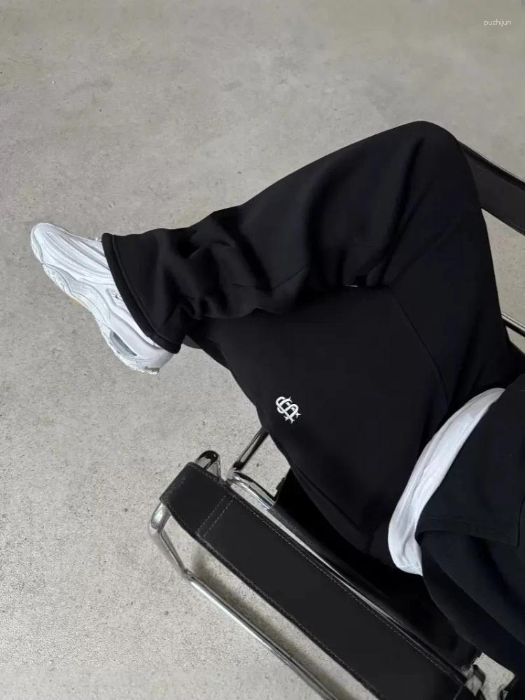 Women's Pants HOUZHOU Y2k Vintage Grey Sweatpants Women Hip Hop Casual Korean Joggers Black Harajuku Retro Oversized Embroidery Trousers Z260314