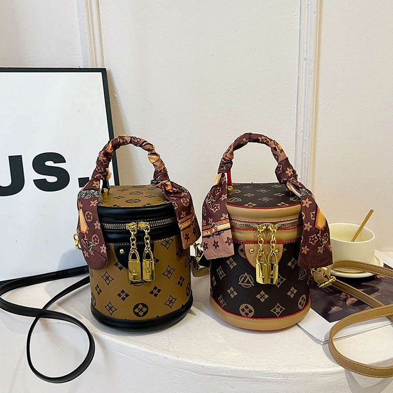 Free shipping New women's simple single shoulder crossbody bag Fashion printed small bag with silk scarf cylinder bag Everything handbag Black kh