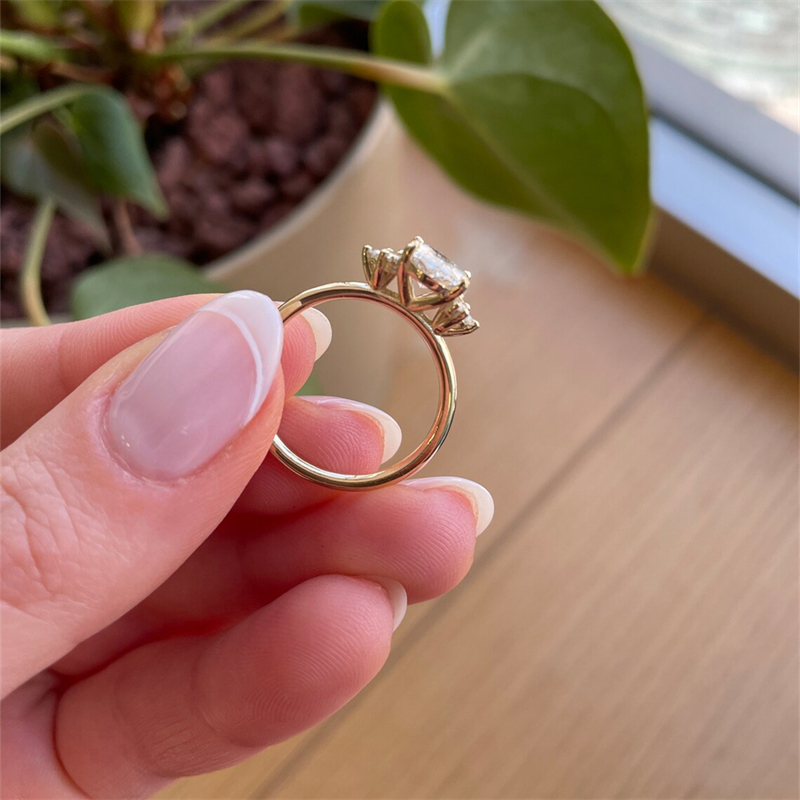 Jewelry Real Yellow Gold Ring For Women 2.0 Carat Oval Cut Engagement Womens Ring Lab Grown IGI Certificate Diamond Fashion Design Wedding Ring