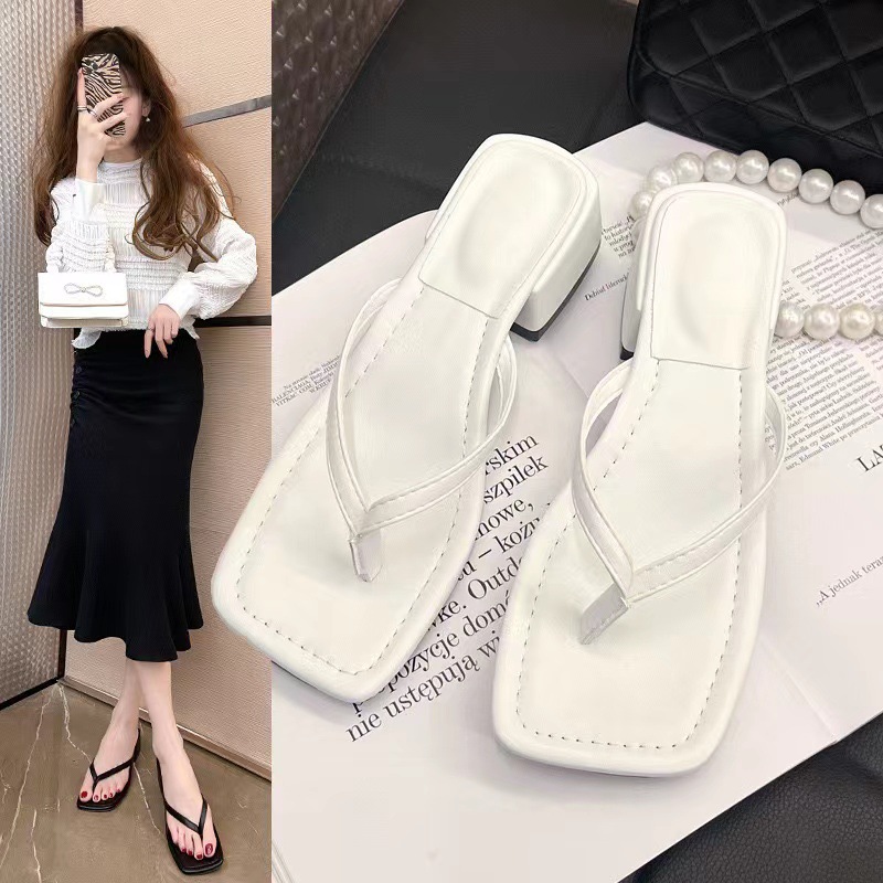 Women's new summer fashion look with sandals outside wear square head thick heel non-slip flip-flops beach sandals