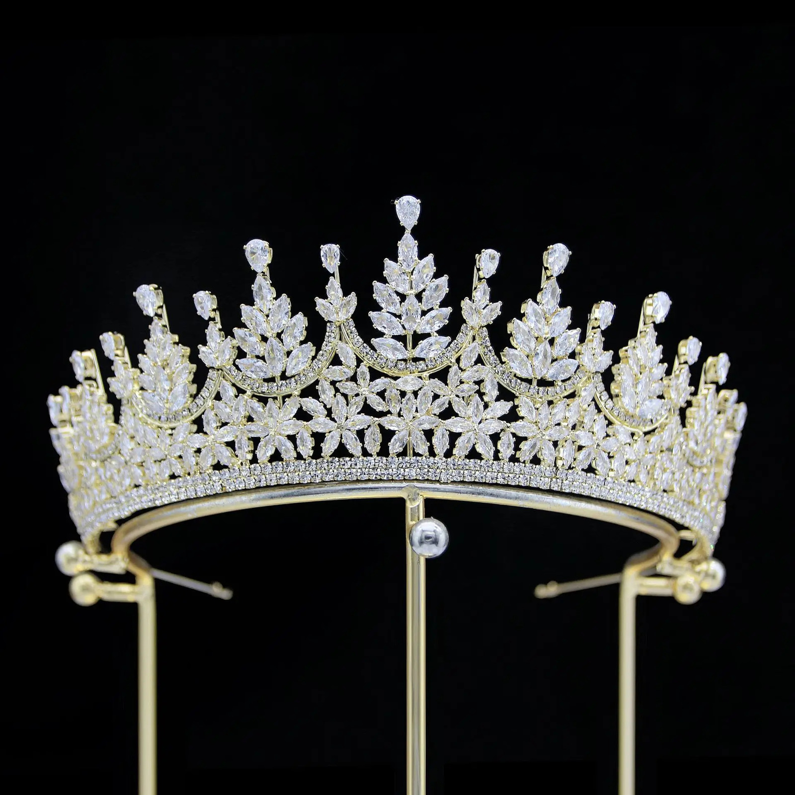 Bride Crowns For Wedding Headdress Cubic Zirconia CZ Tiaras Crowns For Women Sweet 16 Pageant Prom Hair Jewelry Headpiece250324