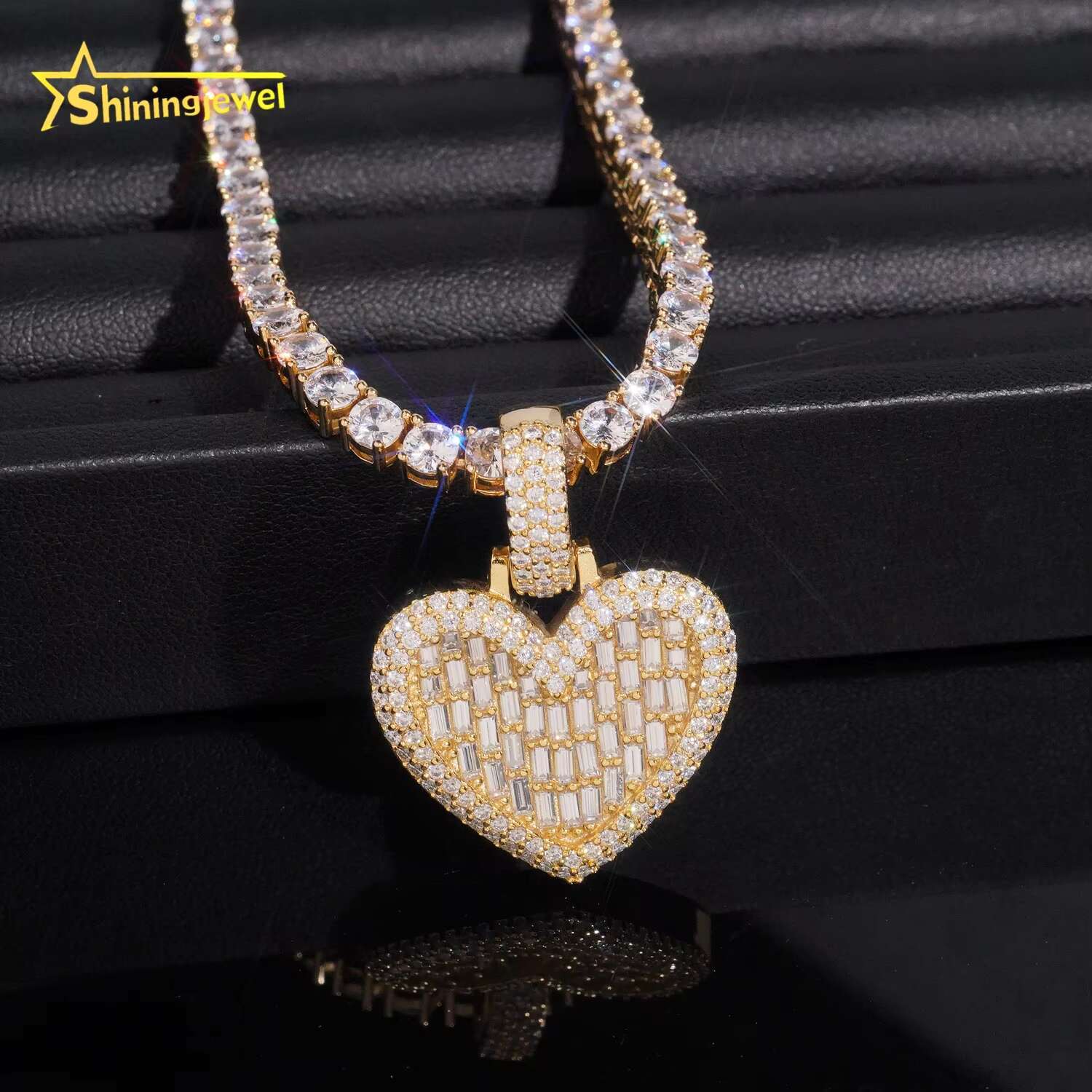 Stocks Fine Jewelry 925 Silver Moissanite Heart Pendants GRA Certification Custom Iced Out Moissanite Pendant