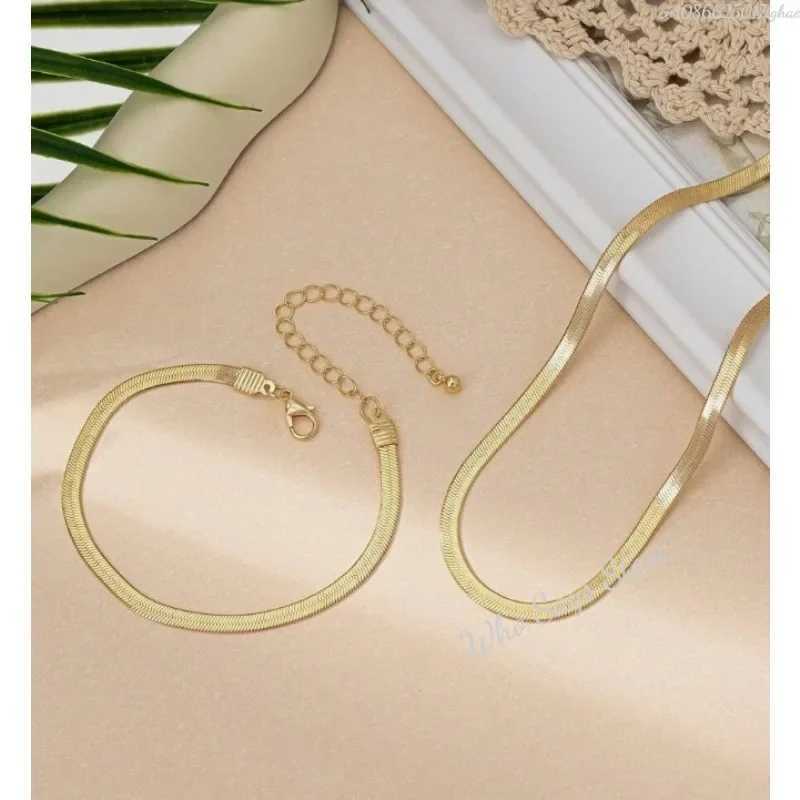 Hot Fashion Unisex Snake Chain Women Necklace Choker Stainless Steel Herringbone Gold Color Chain Necklace For Women Jewelry Z250331