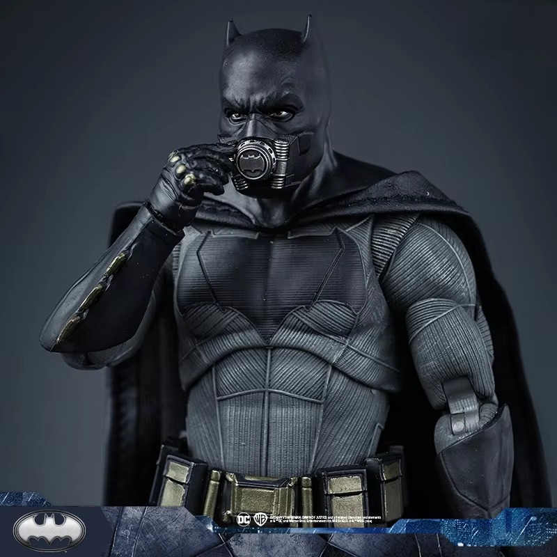 Action Figures Toy Fondjoy DC Batman Batman Movie Character Model Authentic DC Batman Limited Head Sculpt Action Figures 19cm Collect Ornaments Boys B