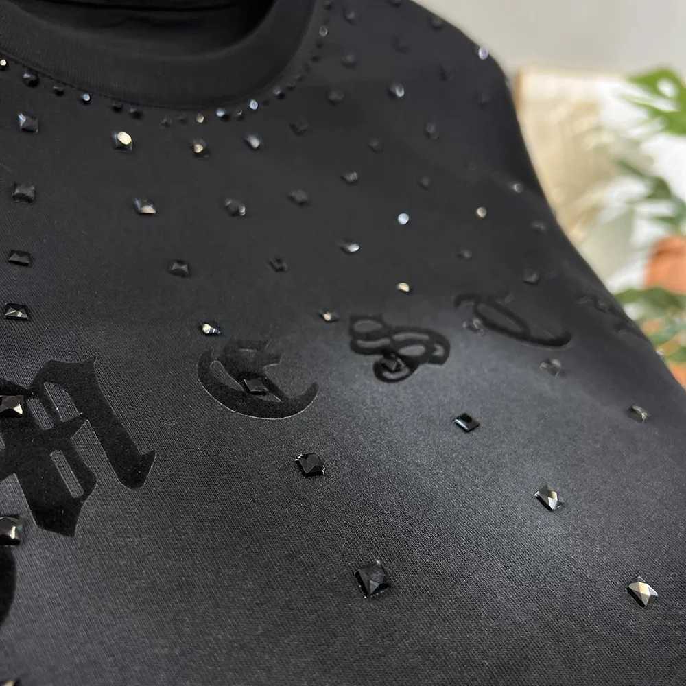 Mens T-Shirt Y2k Sanskrit Rhinestone Decoration T-Shirt Summer Strtwear Gothic Rock Shiny Fashion Short Slve Top Men 2024C250331