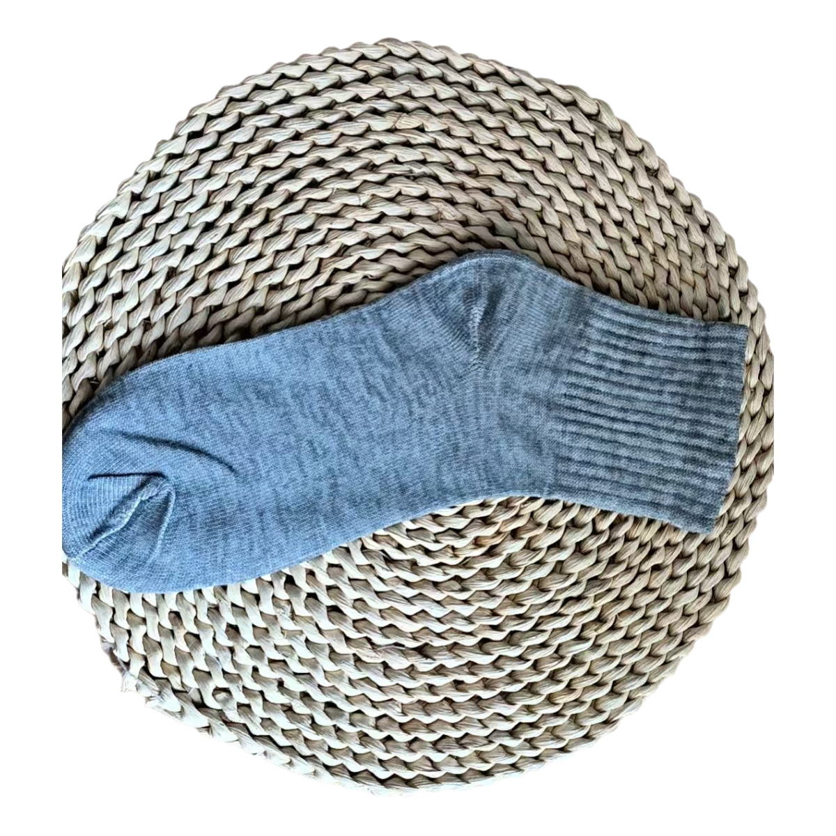 Athletic mid-calf socks wrap around the ankle for better comfort during exercise A pack of 10 pairs