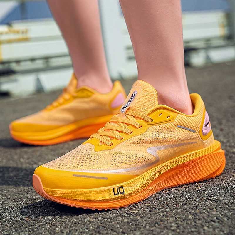Marathon Carbon Plate Shoes Men Casual Sneakers AirCushion Gym Sport Running Shoes Cfy Hiking Athletic Sneakers Footwear M Z250411