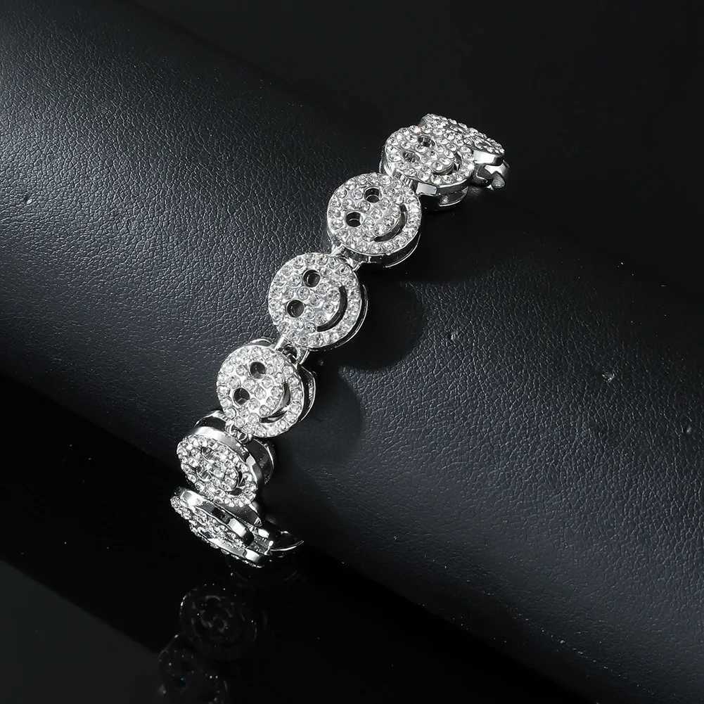 Smile Bracelet Facial Charm Bracelet Womens Hot Fashion Silver Gold Handmade Stainless Steel Cuba Bracelet GiftT250331