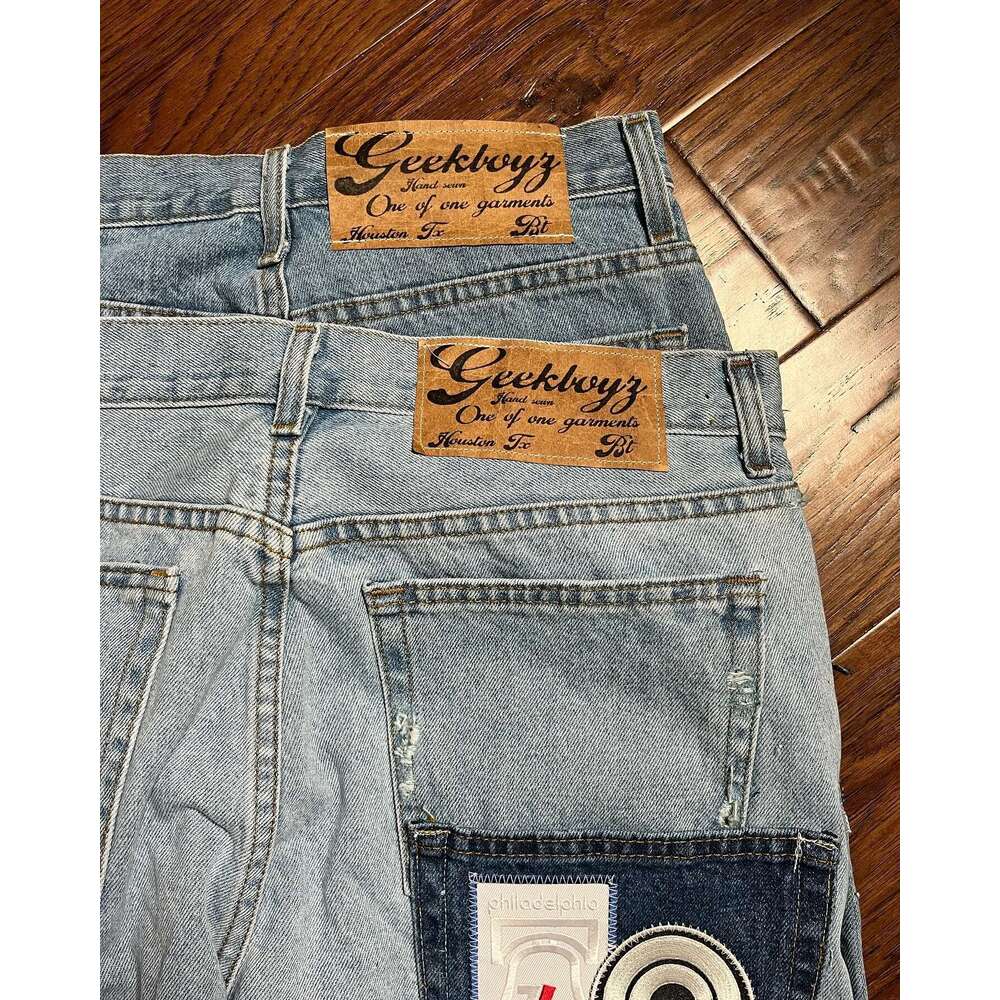 Shorts Men Women Hip Hop Cartoon Pattern Patchwork Embroidery Denim Shorts Retro Blue Baggy Gym Short Y2k Street Basketball Jorts Jeans