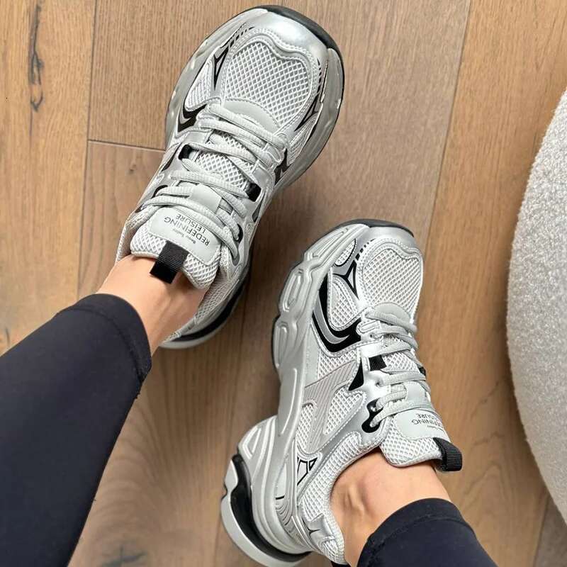 Designer Shoes High-quality Outdoor Sports Shoes For Women Mesh Solid Color Patches Thick Sole Straps 2025 Spring Women's Casual Shoes Handmade R