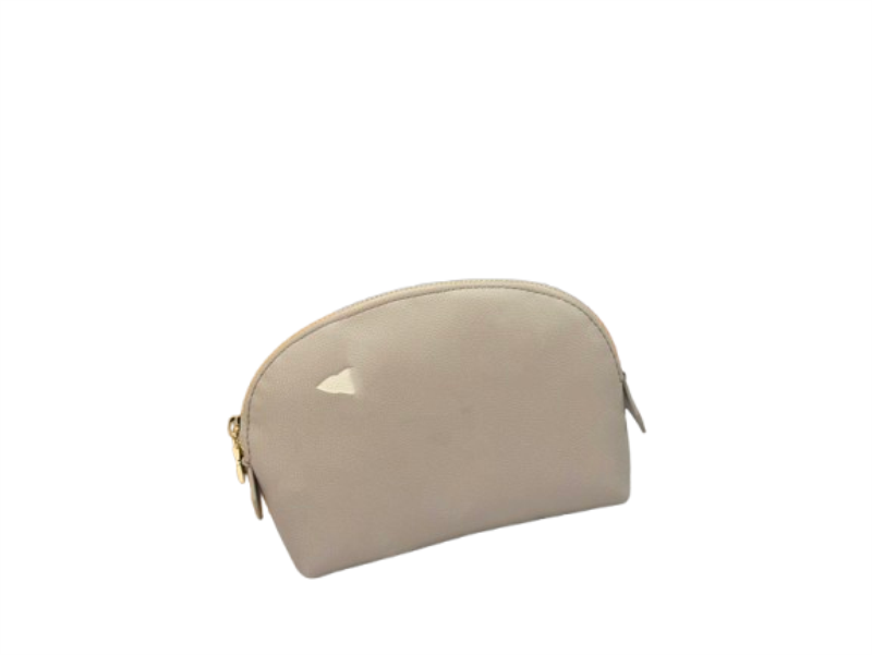2025 New Designer High Quality Fashionable Women's Makeup Bag Fashion Style Classic Trendy Women's Bag Chiarasclosetblog 5A