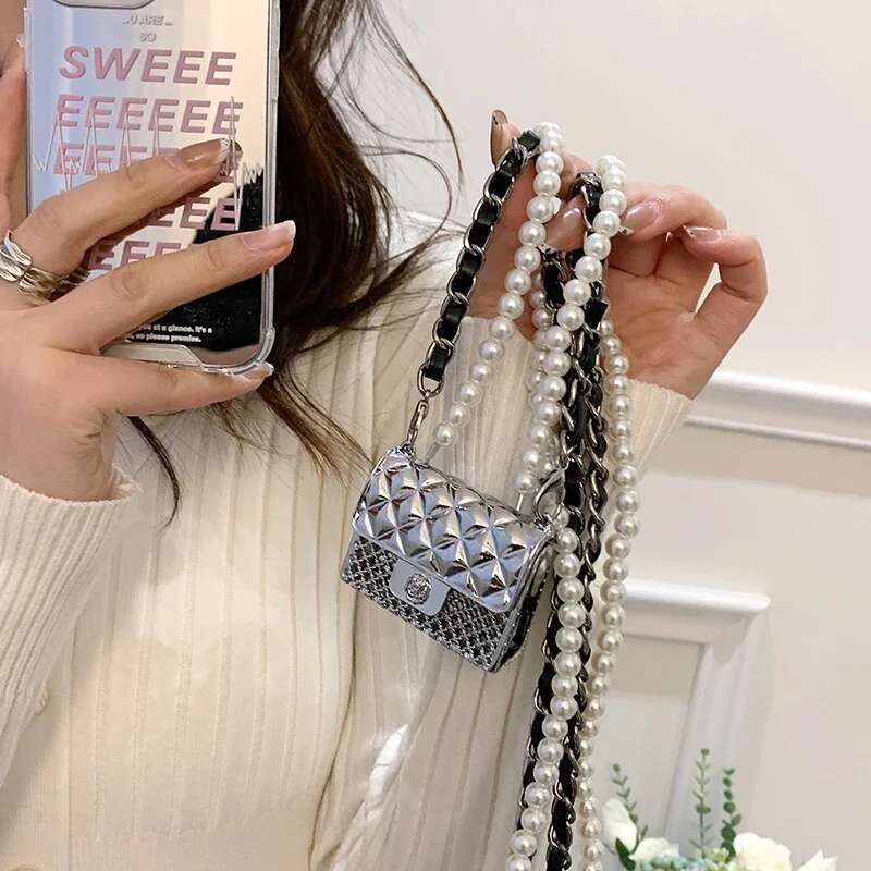 Shoulder Mini Metal Bags for Women Pearl Chain Crossbody Bag Designer Clothing Accessories Satchel Female Decorative Box Handbag