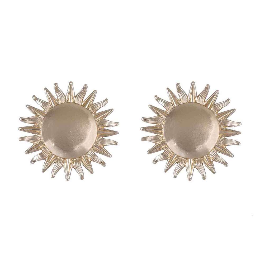 Fashion Minimalist Alloy Sunflower Earrings - Retro Versatile Beach Style Women's Light Luxury Studs
