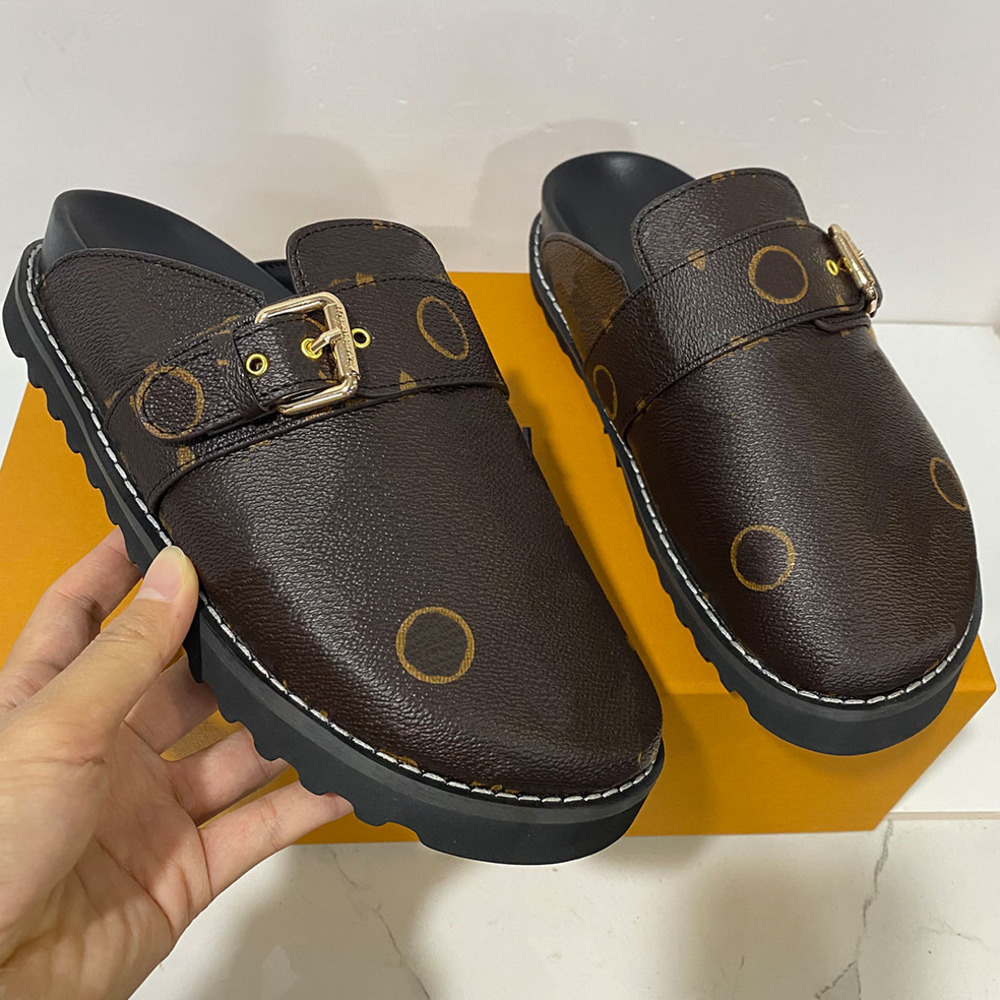 Cosy Flat Comfort Clog womens designer mule 1AAW6Q Cacao Brown Patent letter canvas effortless style for every day spring summer beach pool mules Anti slip sole FS